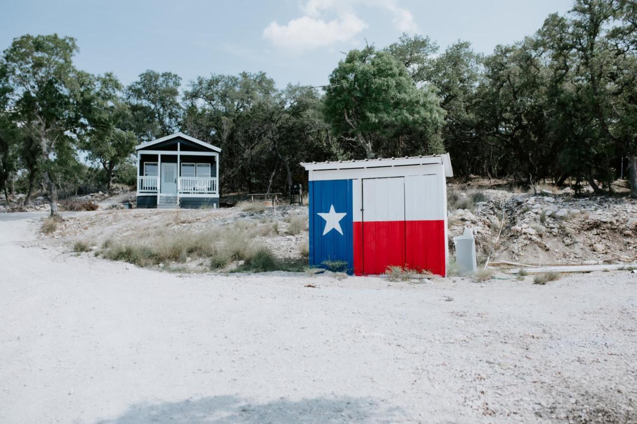 Вилла Nest - Texas Tiny House With A Big View Spring Branch Экстерьер фото