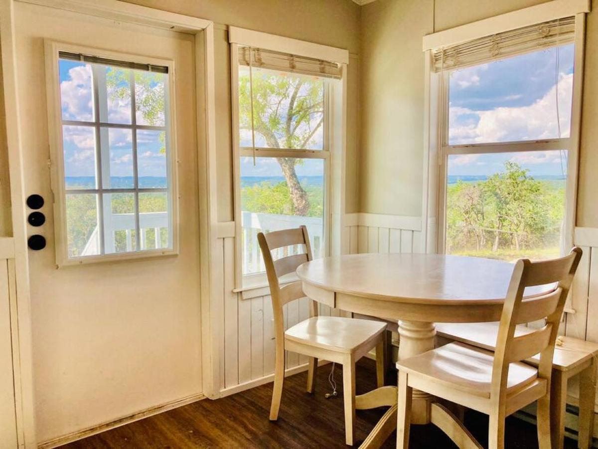 Вилла Nest - Texas Tiny House With A Big View Spring Branch Экстерьер фото